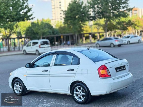 HUNDAİ ACCENT ERA HATASIZ AYRINDA