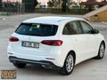 ÇAVUŞTAN B180 40.000KMHATASIZ 7G OTOMATİK SERVS BAKMLİLK ELDEN