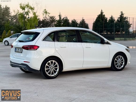 ÇAVUŞTAN B180 40.000KMHATASIZ 7G OTOMATİK SERVS BAKMLİLK ELDEN