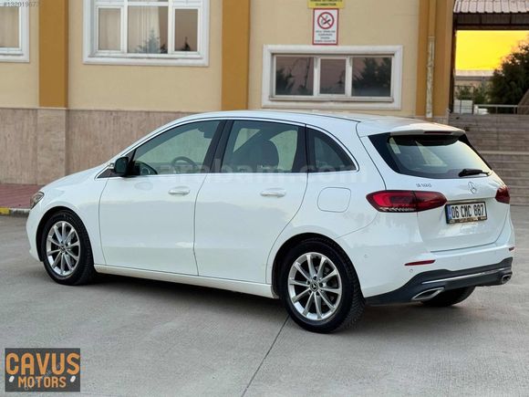 ÇAVUŞTAN B180 40.000KMHATASIZ 7G OTOMATİK SERVS BAKMLİLK ELDEN