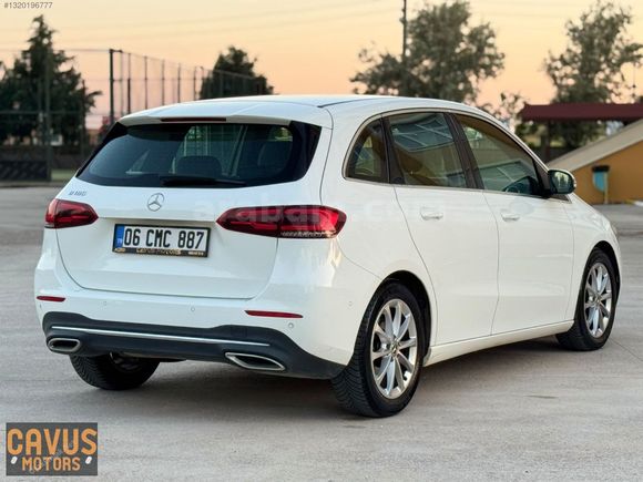 ÇAVUŞTAN B180 40.000KMHATASIZ 7G OTOMATİK SERVS BAKMLİLK ELDEN