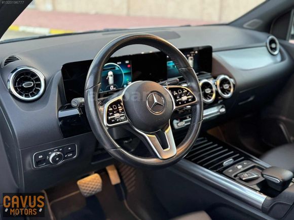 ÇAVUŞTAN B180 40.000KMHATASIZ 7G OTOMATİK SERVS BAKMLİLK ELDEN
