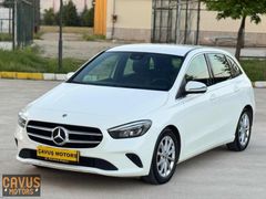 ÇAVUŞTAN B180 40.000KMHATASIZ 7G OTOMATİK SERVS BAKMLİLK ELDEN