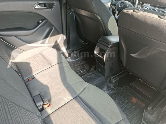 ÇOK TEMİZ AİLE ARACI/ 2014 MODEL STYLE/ B 180/ ORJİNAL 210 BİN
