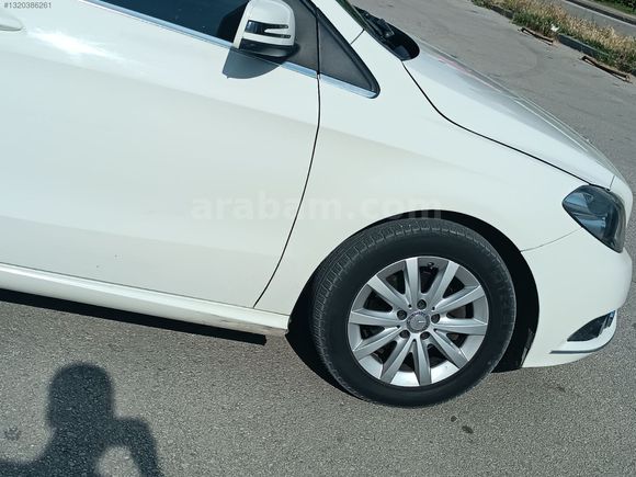 ÇOK TEMİZ AİLE ARACI/ 2014 MODEL STYLE/ B 180/ ORJİNAL 210 BİN