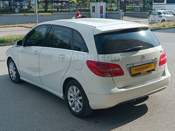 ÇOK TEMİZ AİLE ARACI/ 2014 MODEL STYLE/ B 180/ ORJİNAL 210 BİN