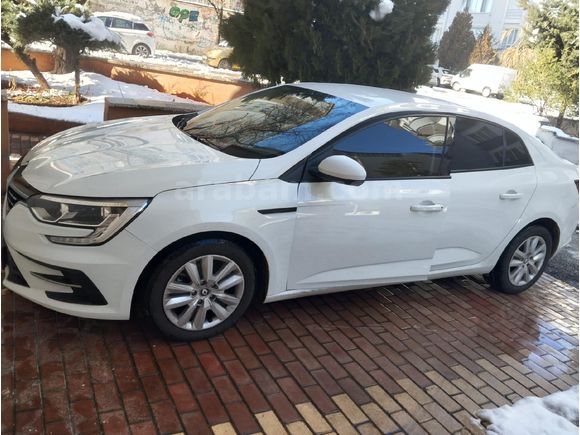 Sahibinden Renault Megane 1.3 TCe Joy 2022 Model