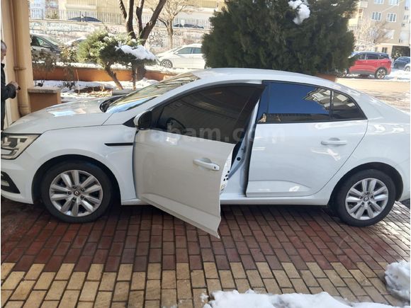 Sahibinden Renault Megane 1.3 TCe Joy 2022 Model