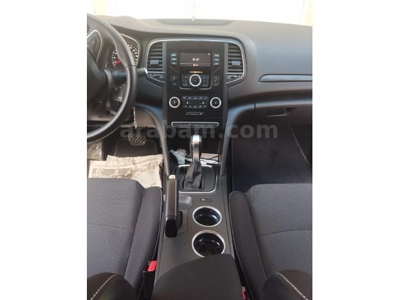 Sahibinden Renault Megane 1.3 TCe Joy 2022 Model