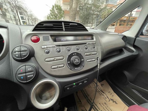 Sahibinden Honda Jazz 1.4 Joy 2010 Model 