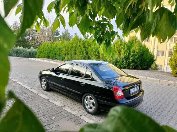 İÇLER BOYASIZ ELENTRA 1.6 MEMURDAN ORJİNAL 258 BİN KM.KARAŞİMŞEK