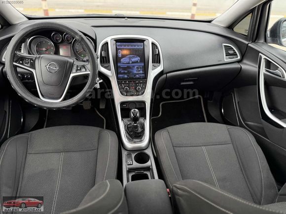 GALERİ AYDOĞAN DAN OPEL ASTRA J KASA BAKİMLİ ARAÇ