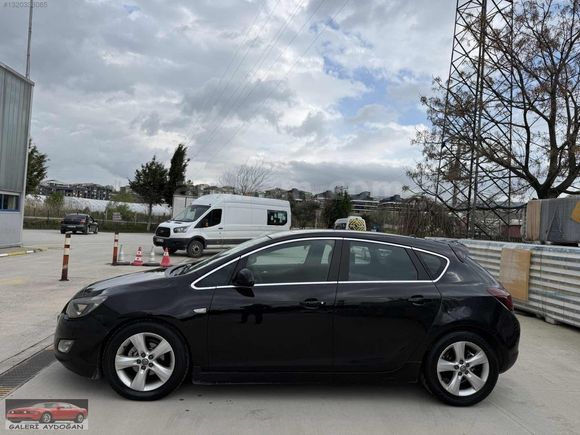 GALERİ AYDOĞAN DAN OPEL ASTRA J KASA BAKİMLİ ARAÇ