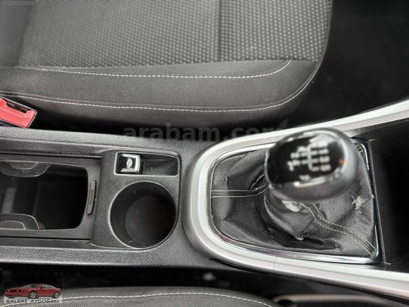 GALERİ AYDOĞAN DAN OPEL ASTRA J KASA BAKİMLİ ARAÇ