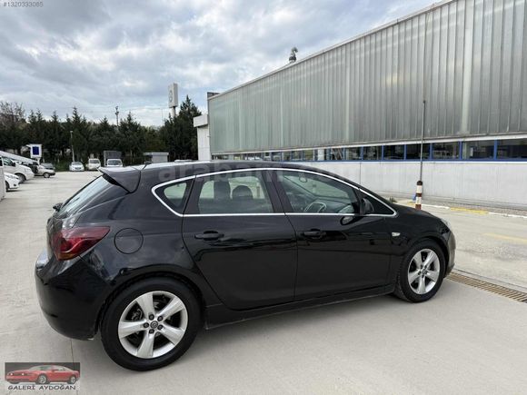 GALERİ AYDOĞAN DAN OPEL ASTRA J KASA BAKİMLİ ARAÇ