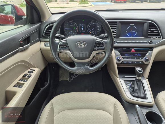 108 BİN KM DE HYUNDAI ELANTRA DİZEL OTOMATİK