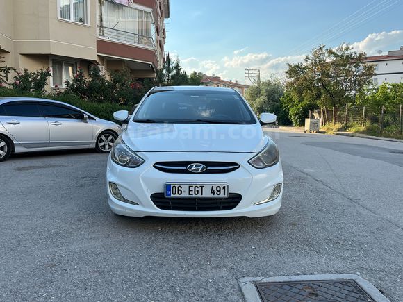EMA  l  SINIF ACCENT BLUE 1.6 CRDİ 6 İLERİ