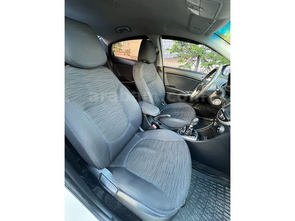 EMA  l  SINIF ACCENT BLUE 1.6 CRDİ 6 İLERİ