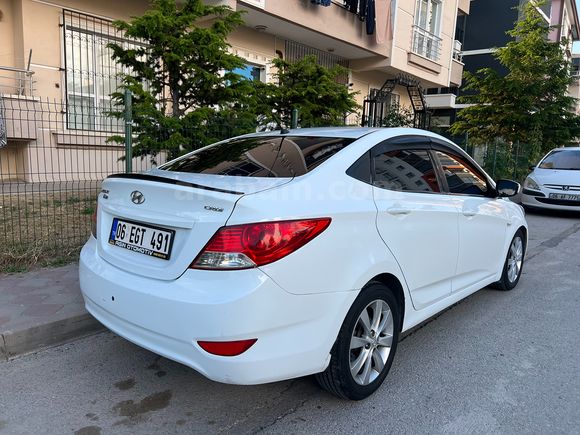 EMA  l  SINIF ACCENT BLUE 1.6 CRDİ 6 İLERİ