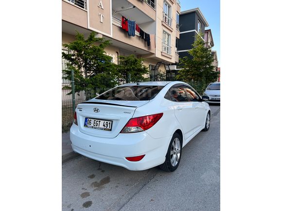 EMA  l  SINIF ACCENT BLUE 1.6 CRDİ 6 İLERİ