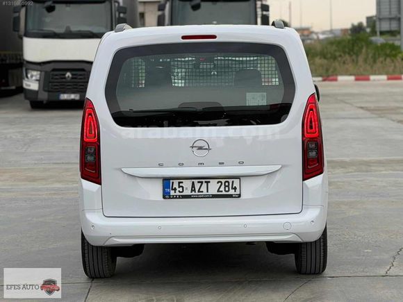 2025 HATASIZ BOYASIZ KAYITSIZ SADECE 5900 KM'DE KONSOLLU
