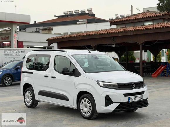2025 HATASIZ BOYASIZ KAYITSIZ SADECE 5900 KM'DE KONSOLLU