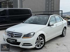 2012 MODEL MERCEDES 180 CAM TAVAN 135BİN KM EMSALSİZ TEMİZLİKTE