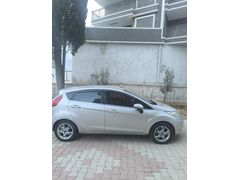 Sahibinden Ford Fiesta 1.4 TDCi Titanium X 2012 Model  215.000 km Gri