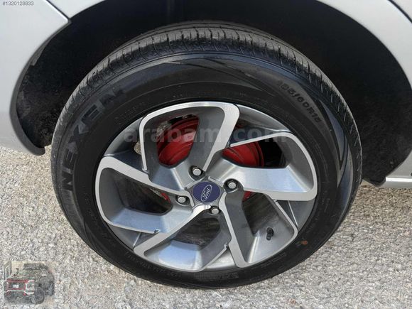 BAKIMLI FORD TEMİZ AİLE ARACI MANUEL 235.000 KM
