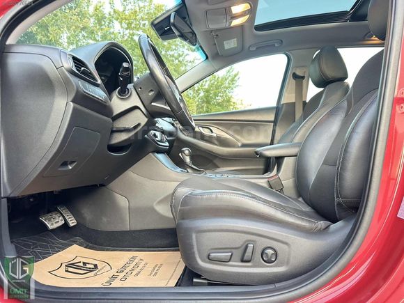 2017 HYUNDAİ İ30 1.6CRDİ ELİTE PLUS OTOMATİK