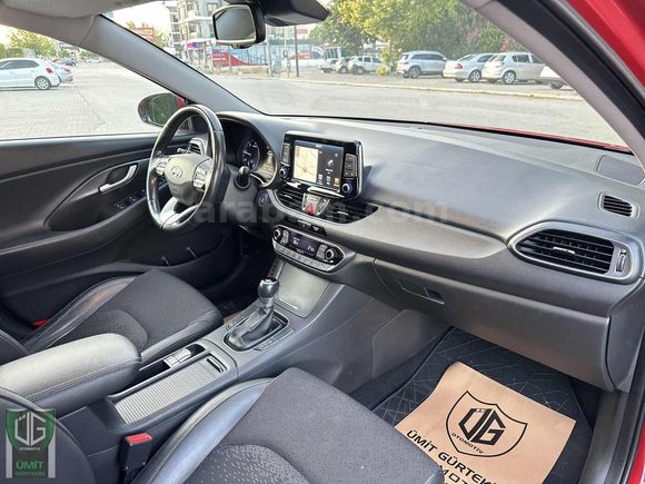 2017 HYUNDAİ İ30 1.6CRDİ ELİTE PLUS OTOMATİK