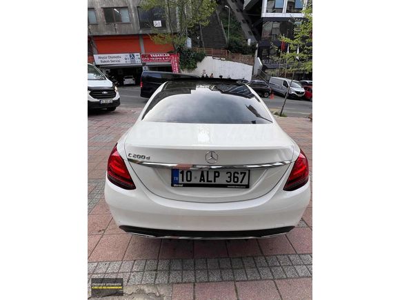 2020 MERCEDES C200D AMG 105 BİN KM CAM TAVANLI