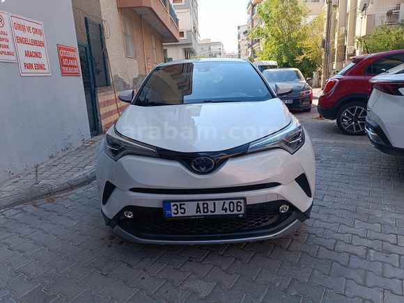 Sahibinden Toyota C-HR 1.8 Hybrid Diamond 2018 Model 