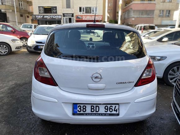 Opel Corsa temiz Aile arabası