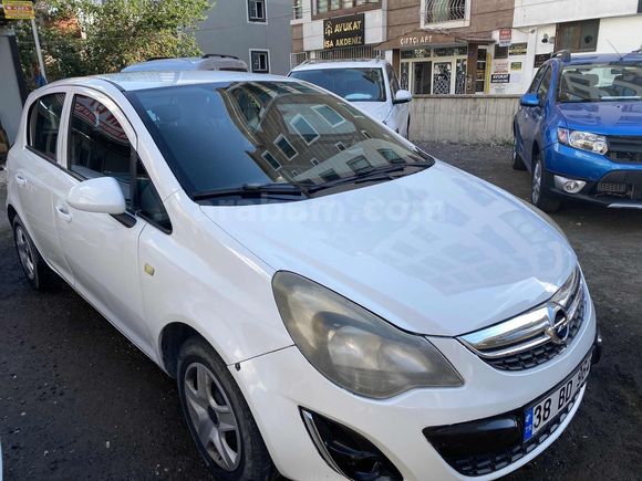 Opel Corsa temiz Aile arabası