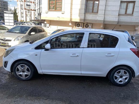 Opel Corsa temiz Aile arabası