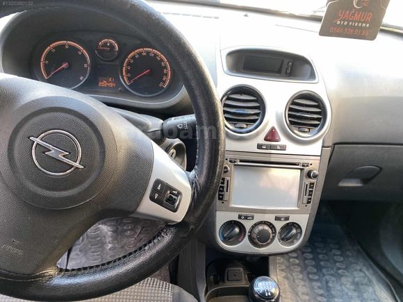 Opel Corsa temiz Aile arabası
