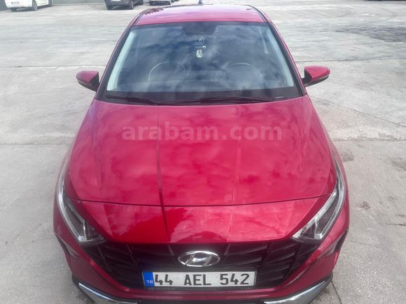 Sahibinden Hyundai i20 1.4 MPI Style 2022 Model  25.000 km Kırmızı