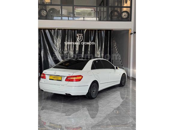 HATASIZ BOYASIZ TRAMERSİZ MERCEDES E250