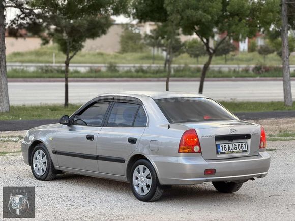 2006 / SIFIRDAN BOYANDI / KLİMA AKTİF / MOTOR KUSURSUZ