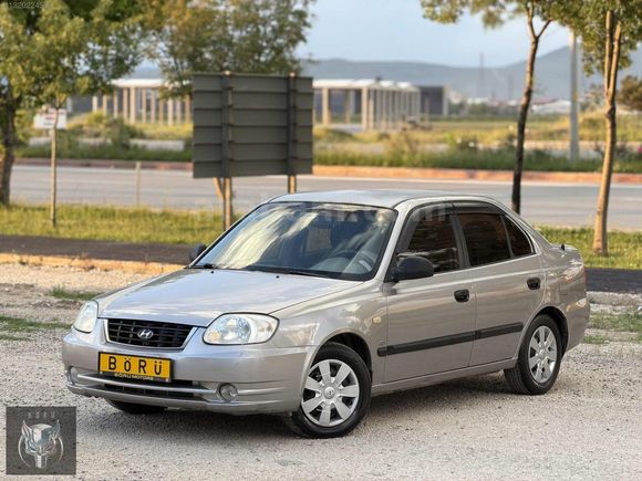 2006 / SIFIRDAN BOYANDI / KLİMA AKTİF / MOTOR KUSURSUZ