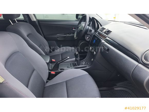 MAZDA 3 - DÜŞÜK KM - SUNROOOF - YENİ MUAYENE