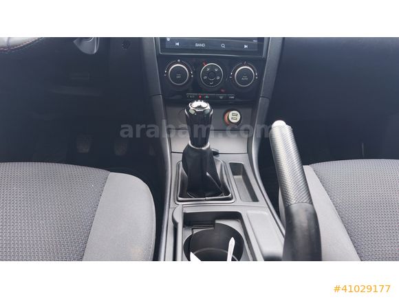 MAZDA 3 - DÜŞÜK KM - SUNROOOF - YENİ MUAYENE