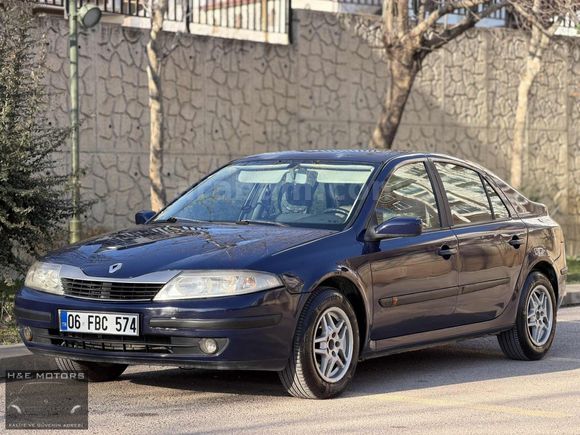 H&E MOTORS'DAN EMSALSİZ TEMİZLİKTE ÇOK TEMİZ LAGUNA 1.6 16V