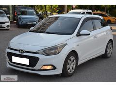 EKSPRES PLAZA'DAN 2015 HYUNDAİ İ20 1.4 CRDI JUMP