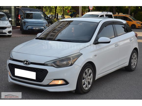 EKSPRES PLAZA'DAN 2015 HYUNDAİ İ20 1.4 CRDI JUMP
