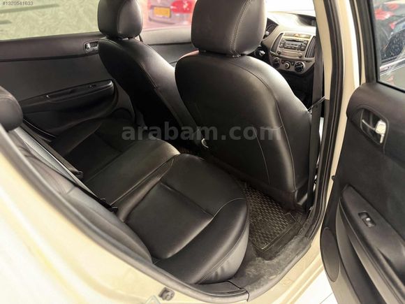 2013 MODEL HYUNDAİ İ20 1.4 CRDI JUMP