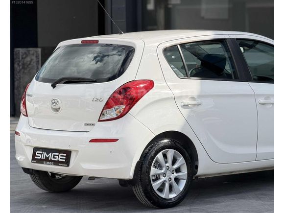 SİMGE DEN 89 BİNDE 2013 HYUNDAİ İ20 1.4 CRDİ SENSE DİZEL