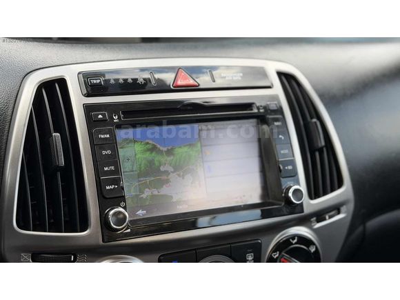 SİMGE DEN 89 BİNDE 2013 HYUNDAİ İ20 1.4 CRDİ SENSE DİZEL