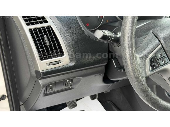 SİMGE DEN 89 BİNDE 2013 HYUNDAİ İ20 1.4 CRDİ SENSE DİZEL
